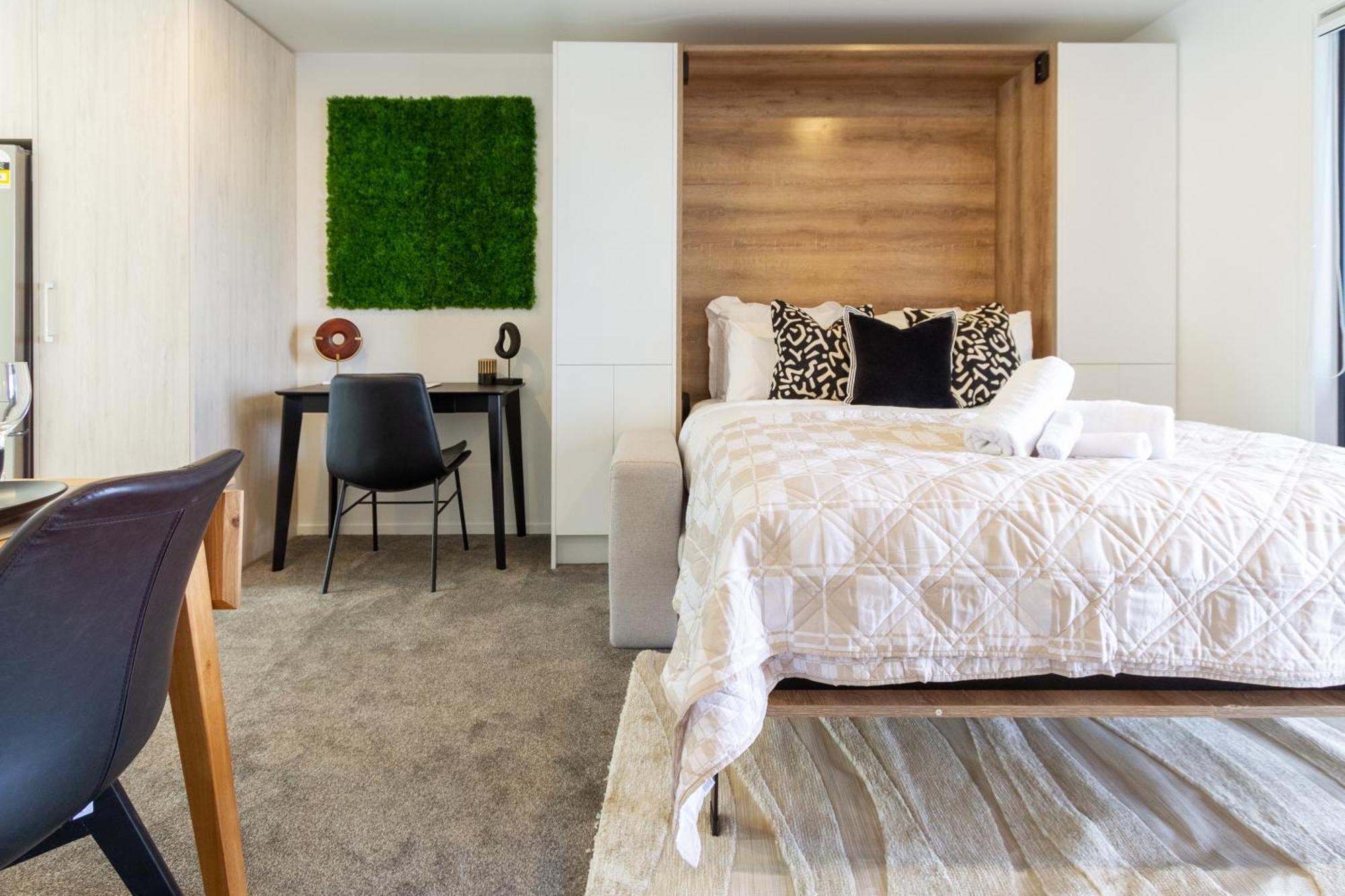 Prime Locale: Studio With Balcony Christchurch Eksteriør billede